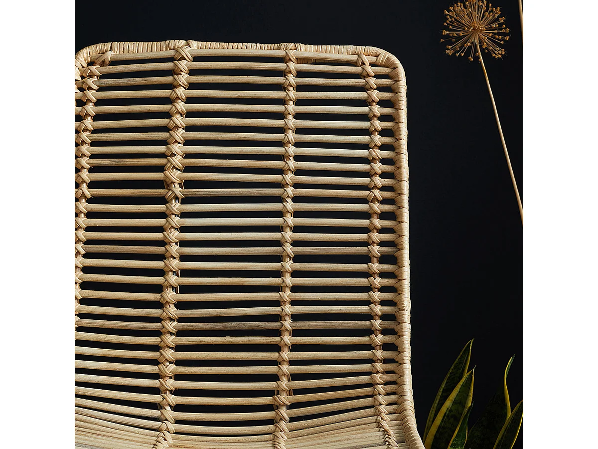 Chaise en rotin et métal