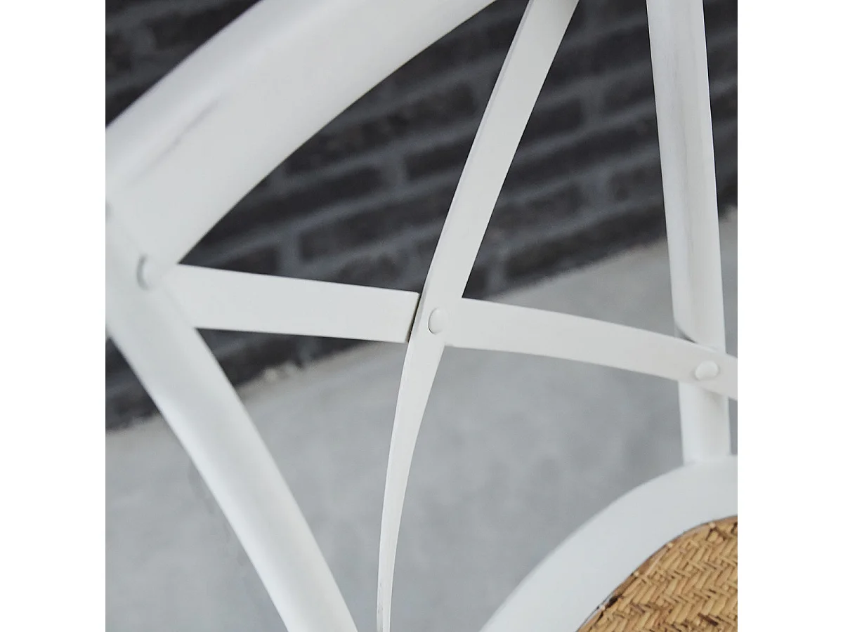 Silla bistró blanca de caoba y ratán