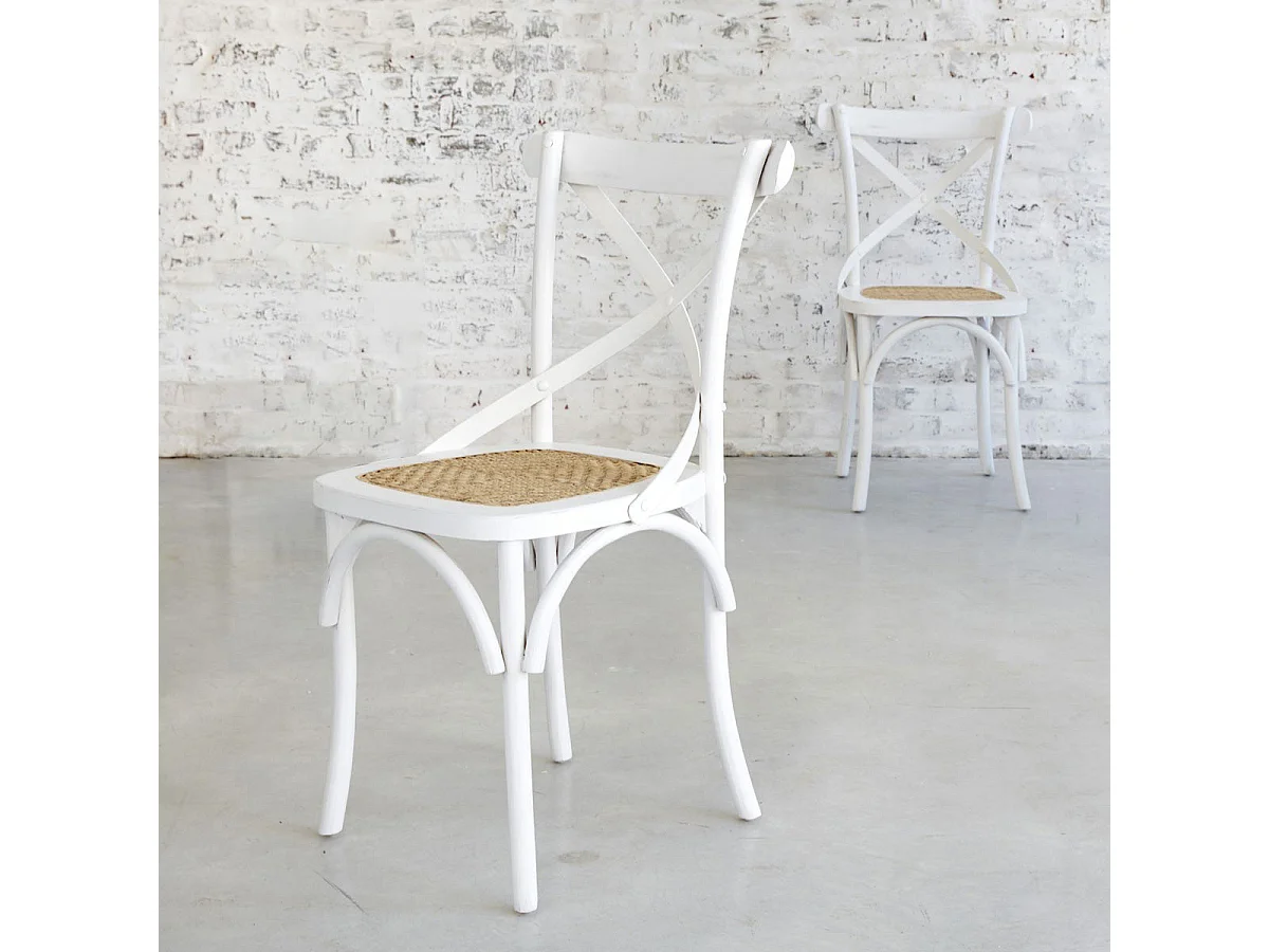 Silla bistró blanca de caoba y ratán