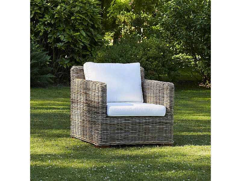 Poltrona da giardino in kubu naturale