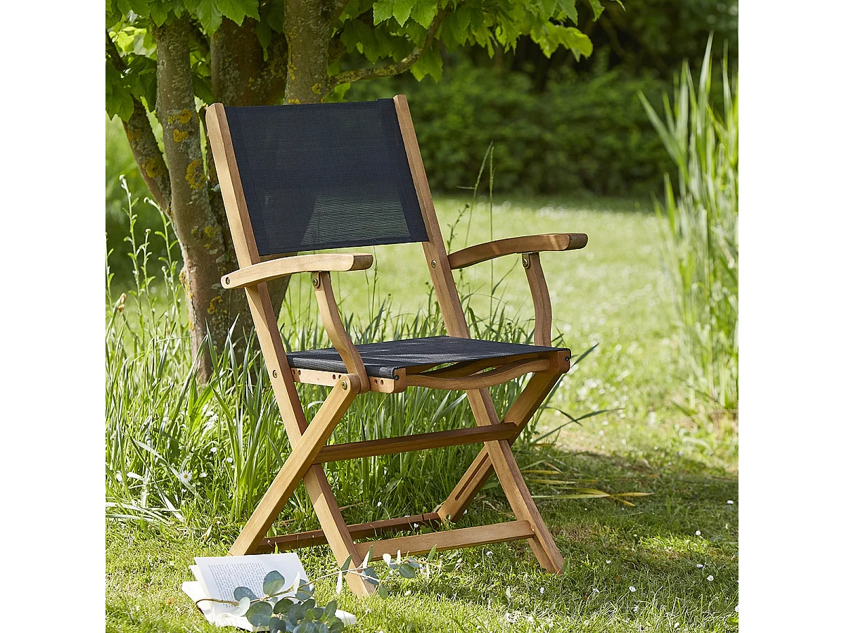 Silla de jardín de madera de acacia maciza y textileno negro