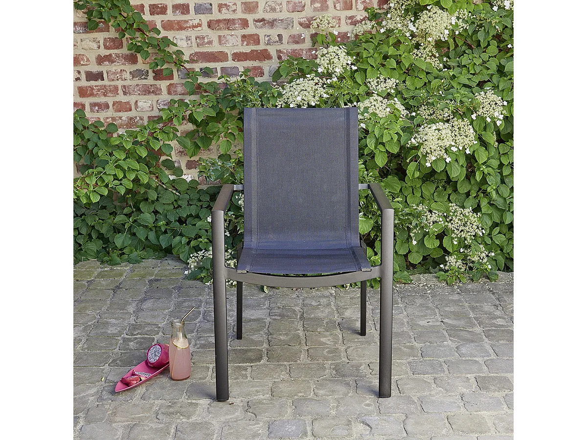 Silla de jardín de aluminio y textileno gris