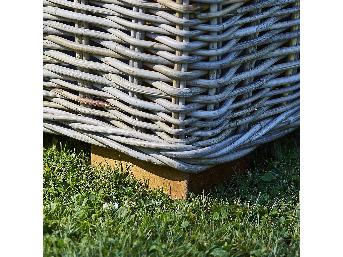 Sillón de kubu con puf