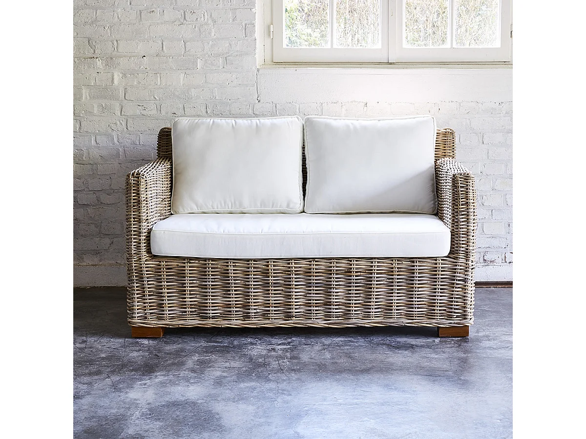 Divano da giardino in kubu