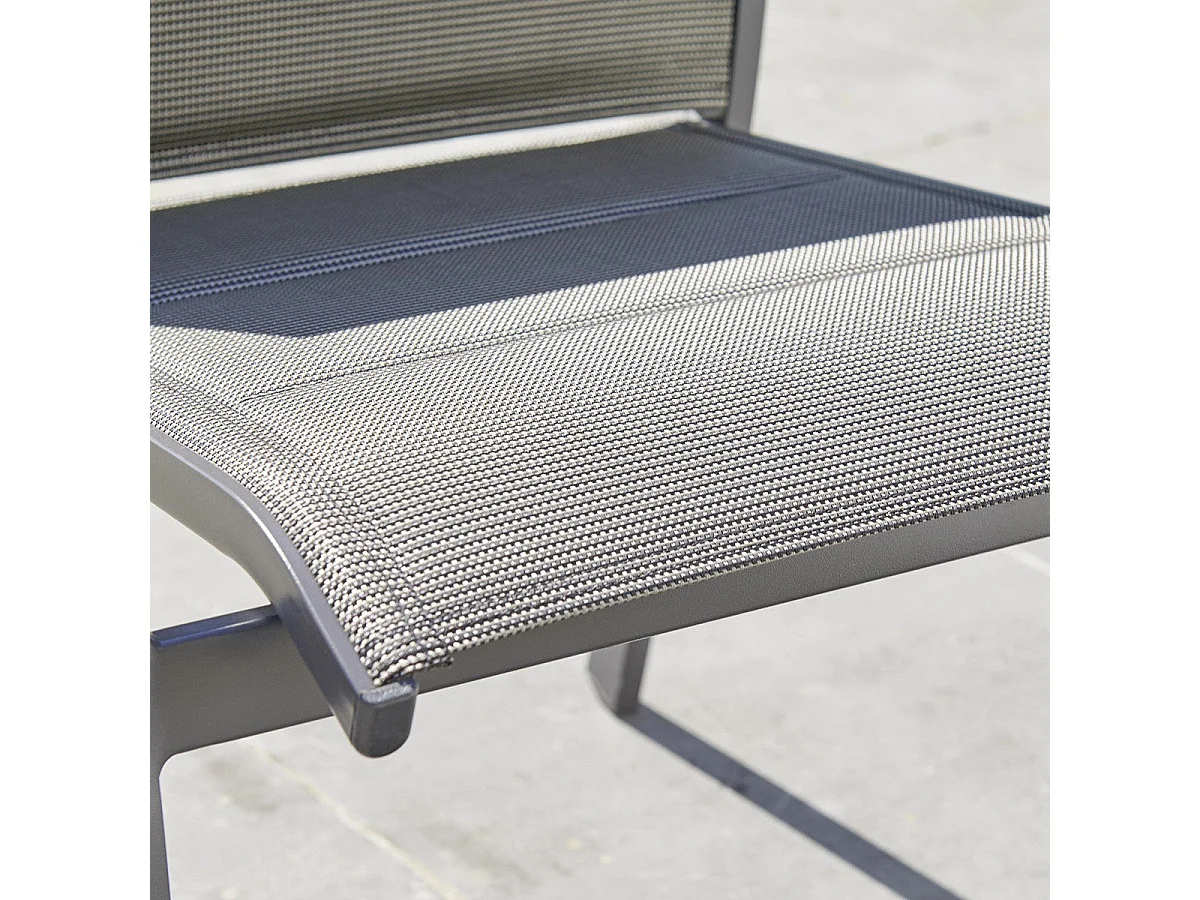 Fauteuil de jardin en aluminium et textilène gris