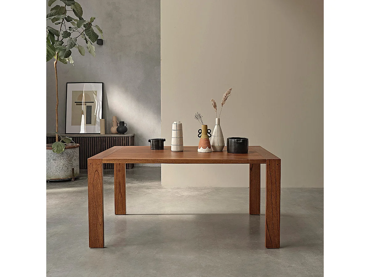 Mesa acabado nogal, de 6 a 8 personas