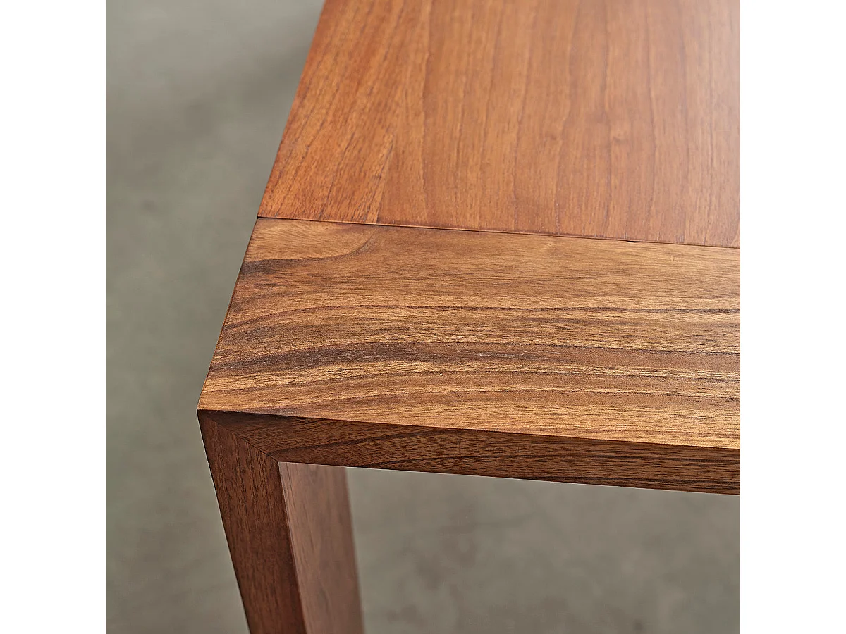 Mesa acabado nogal, de 6 a 8 personas