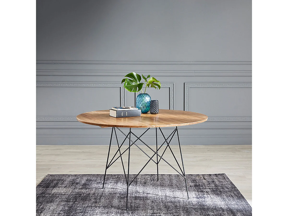 Tavolo in mindi con finitura naturale per 4 persone