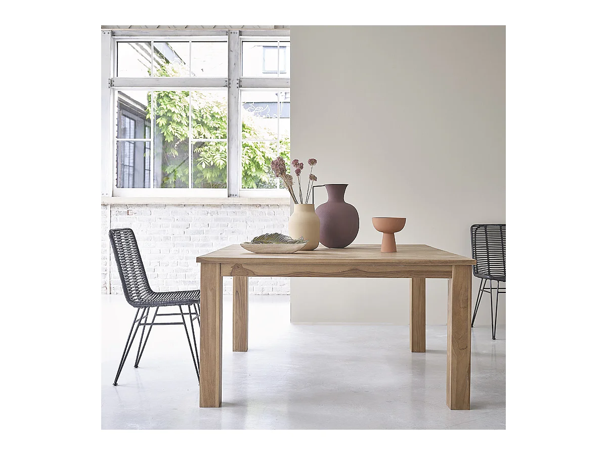 Table en bois teck massif 8 pers.