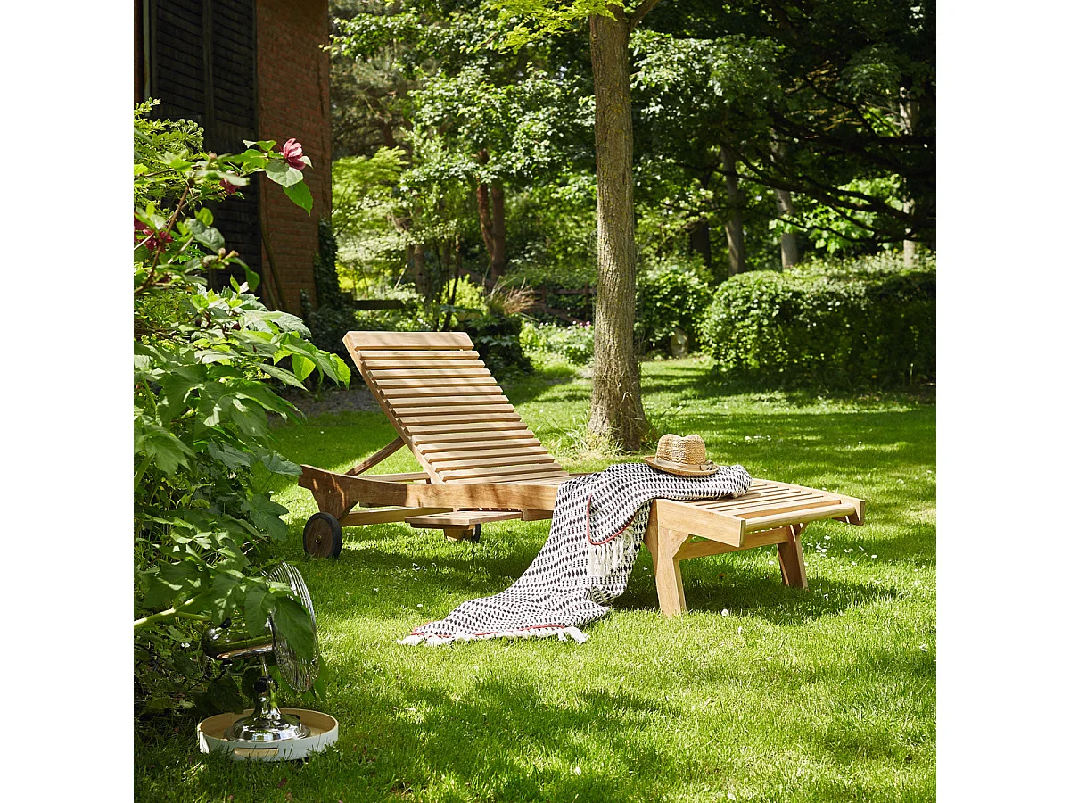 Lettino in legno di teak