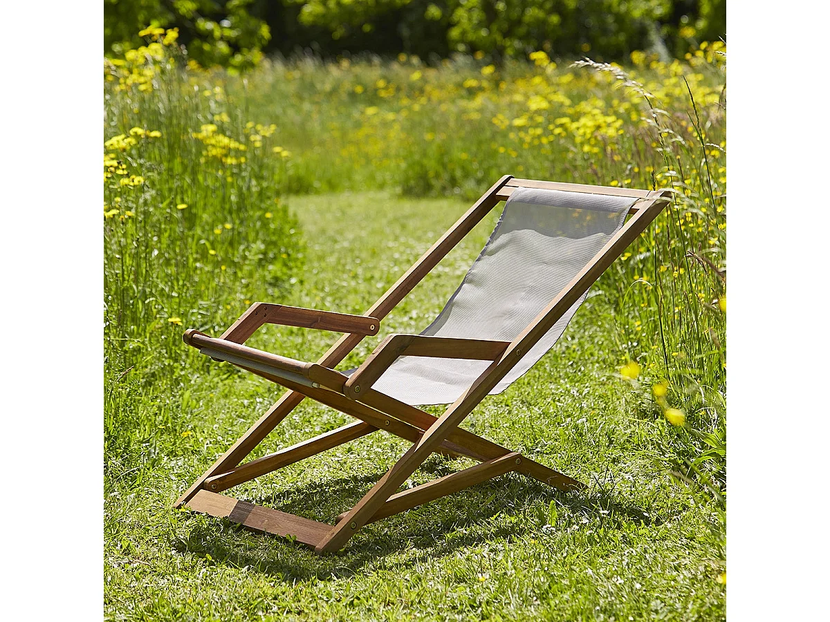Transat en acacia massif et textilène gris