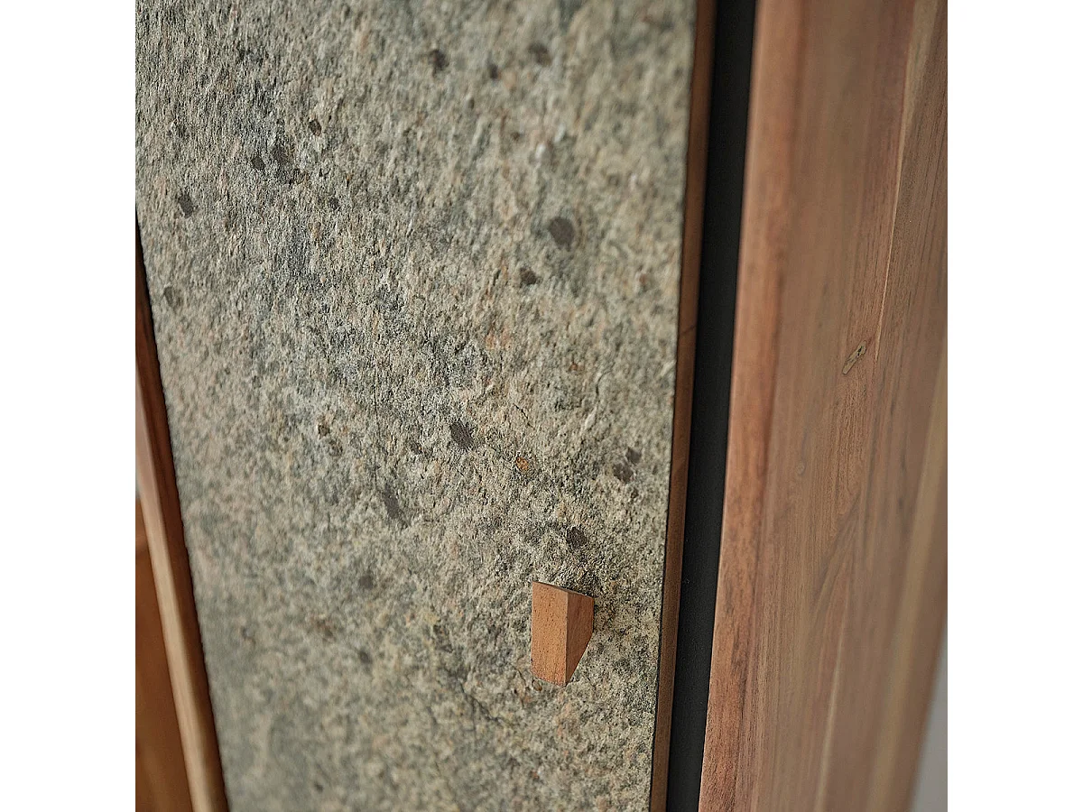 Colonne en acacia massif et pierre naturelle