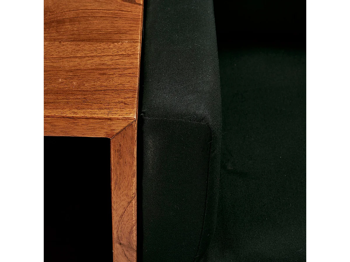 Banc en mindi massif avec coussins noirs