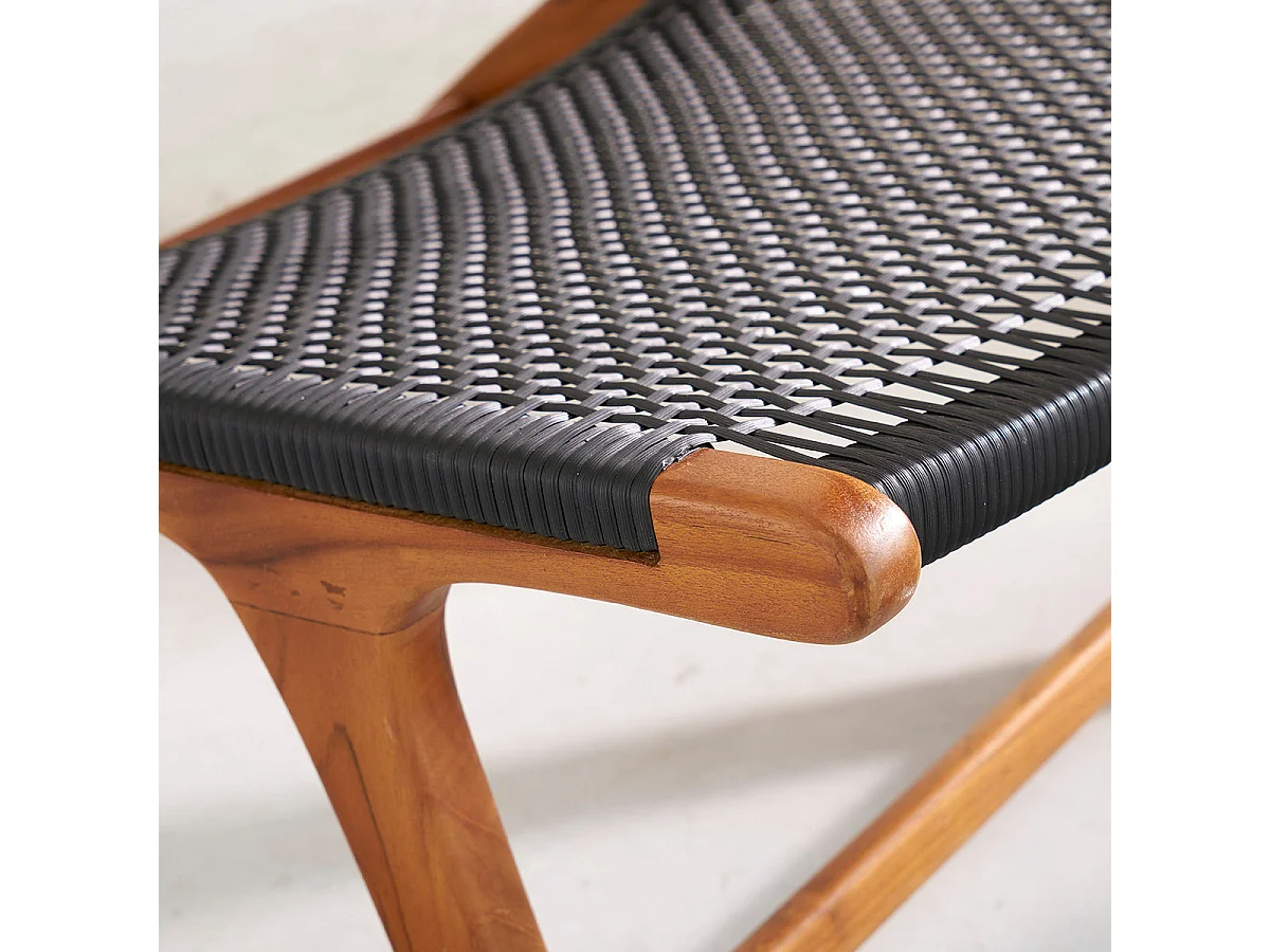 Sillón de madera de teca maciza y tela