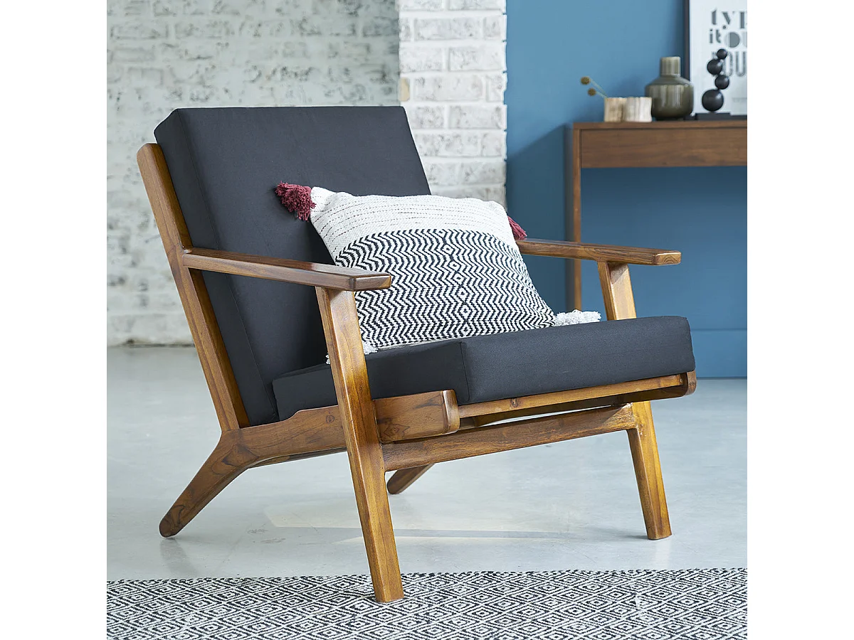 Silla de madera de teca maciza