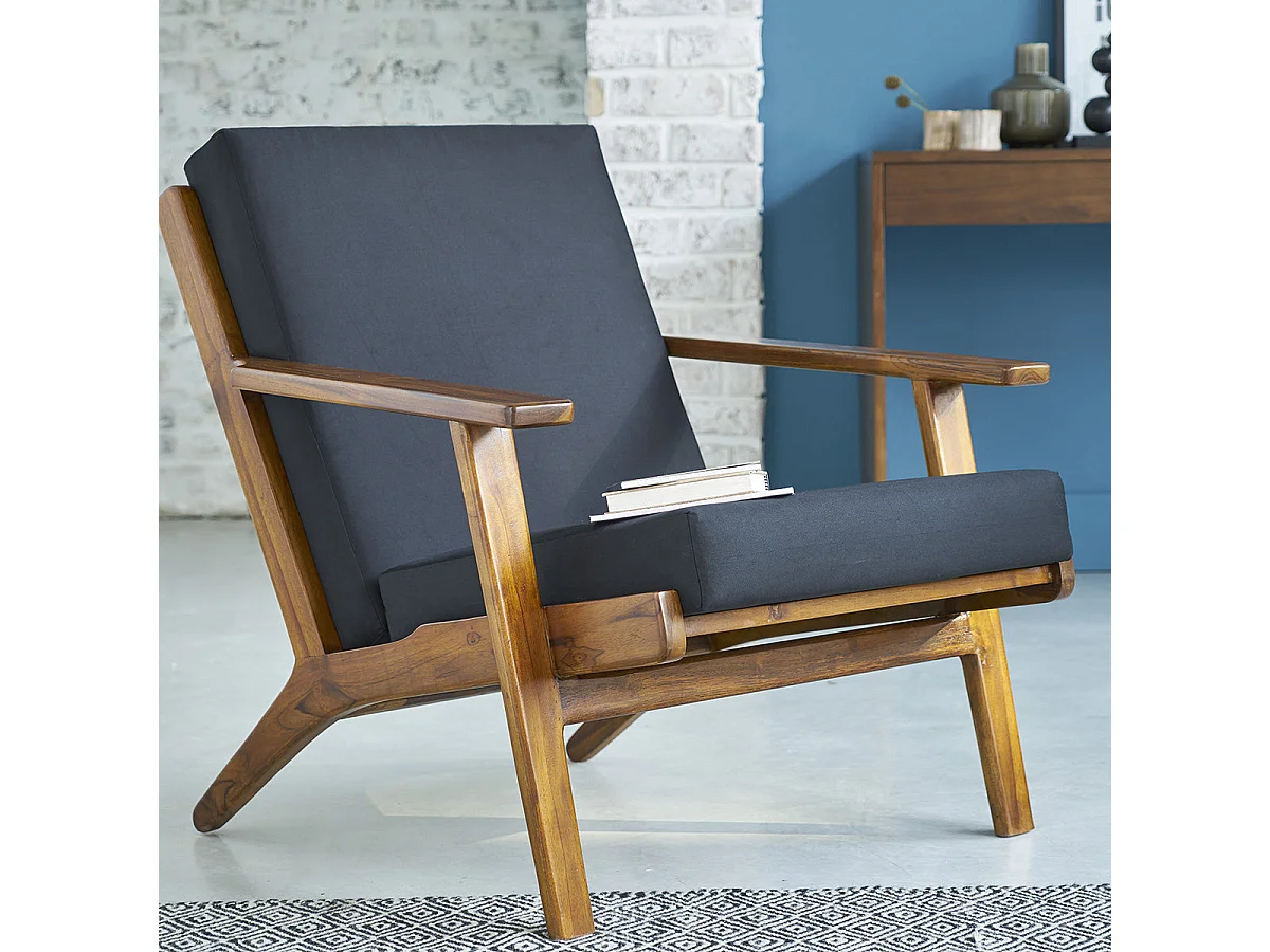 Silla de madera de teca maciza