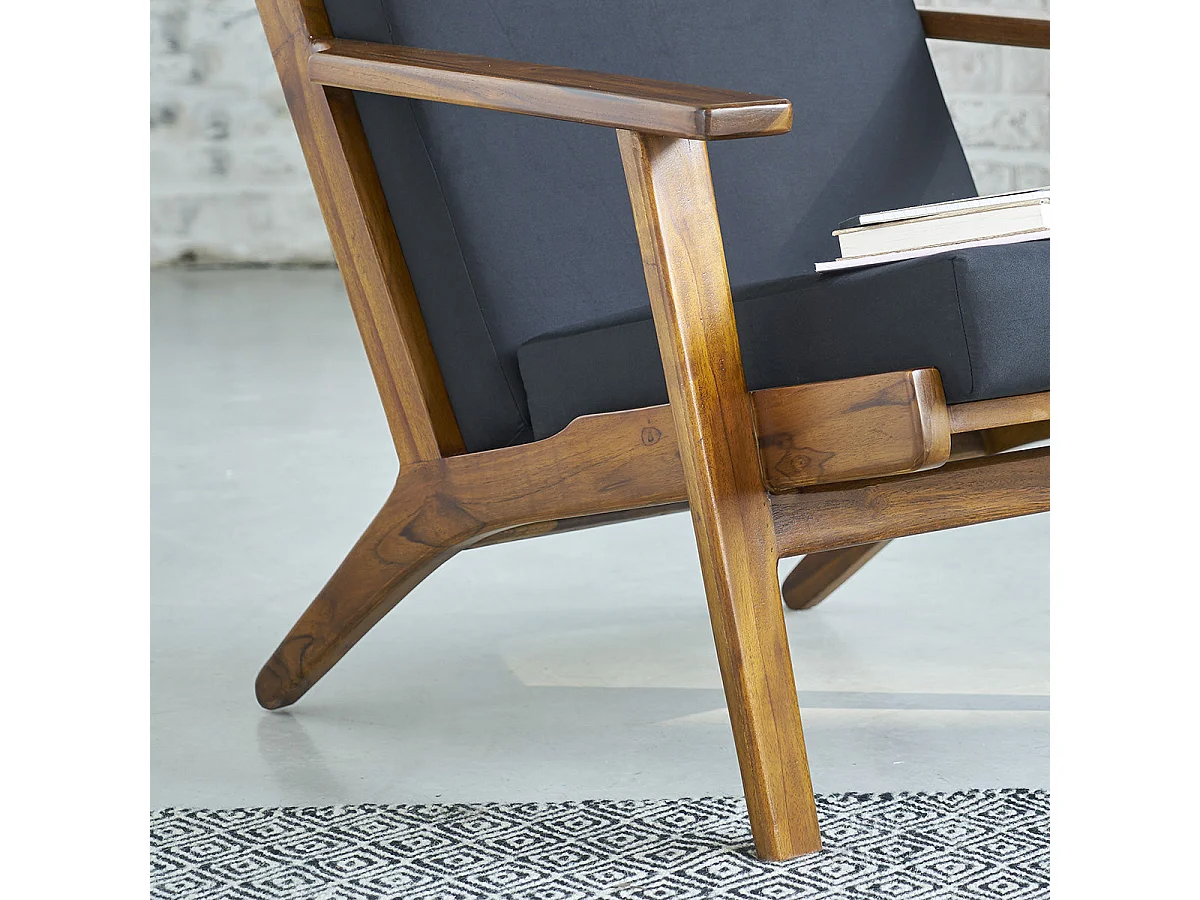 Silla de madera de teca maciza