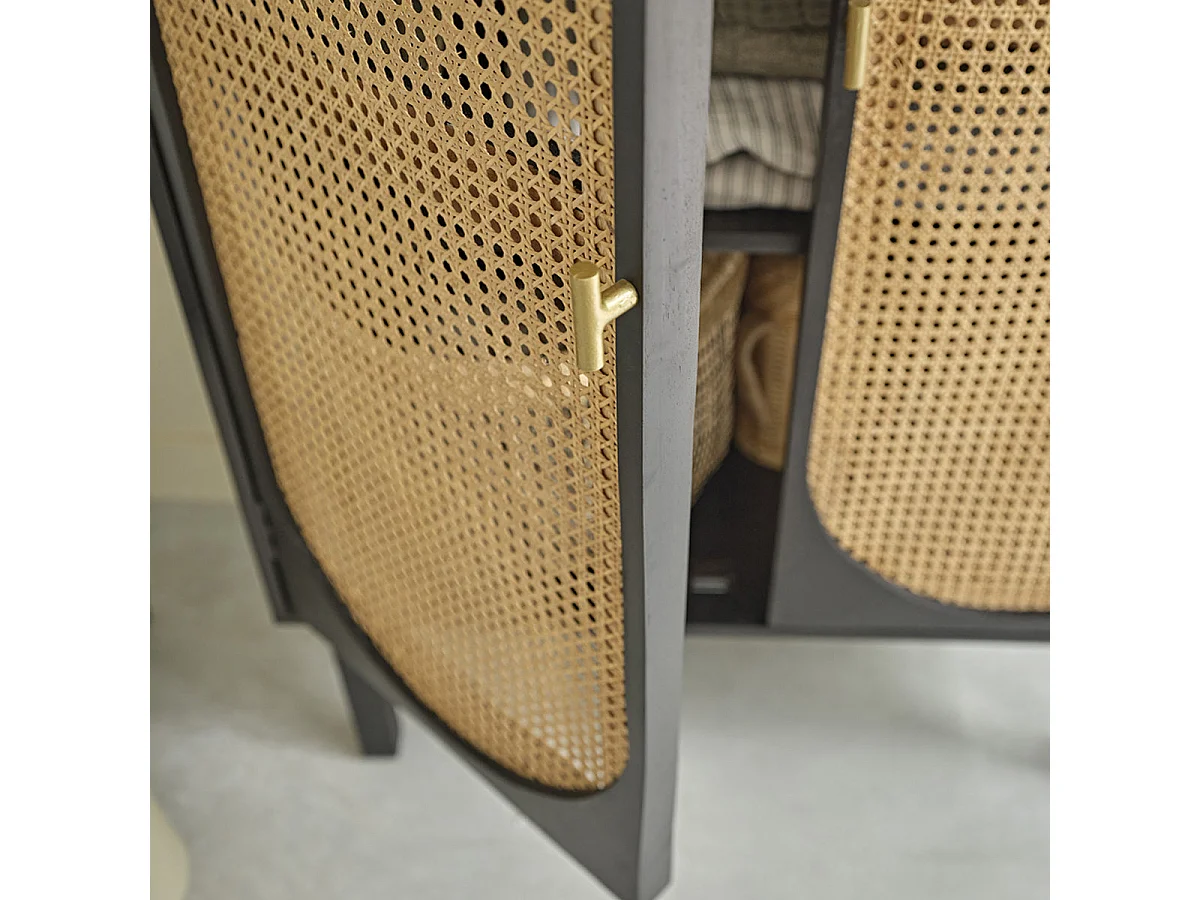 Armoire 2 portes en bois de mindi massif et cannage