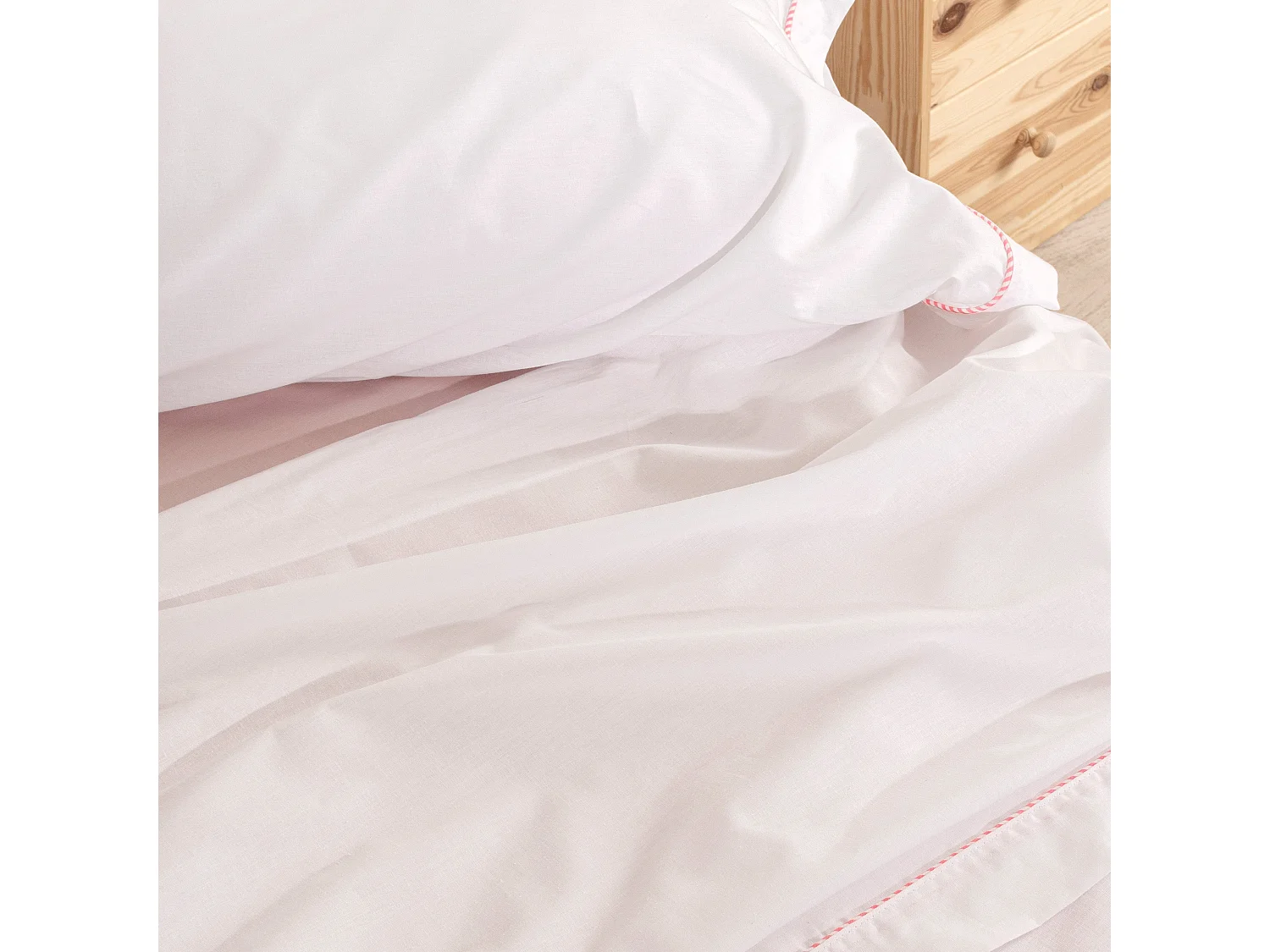 Parure de lit 2 pièces 180x270 cm (Lit 105) Essential