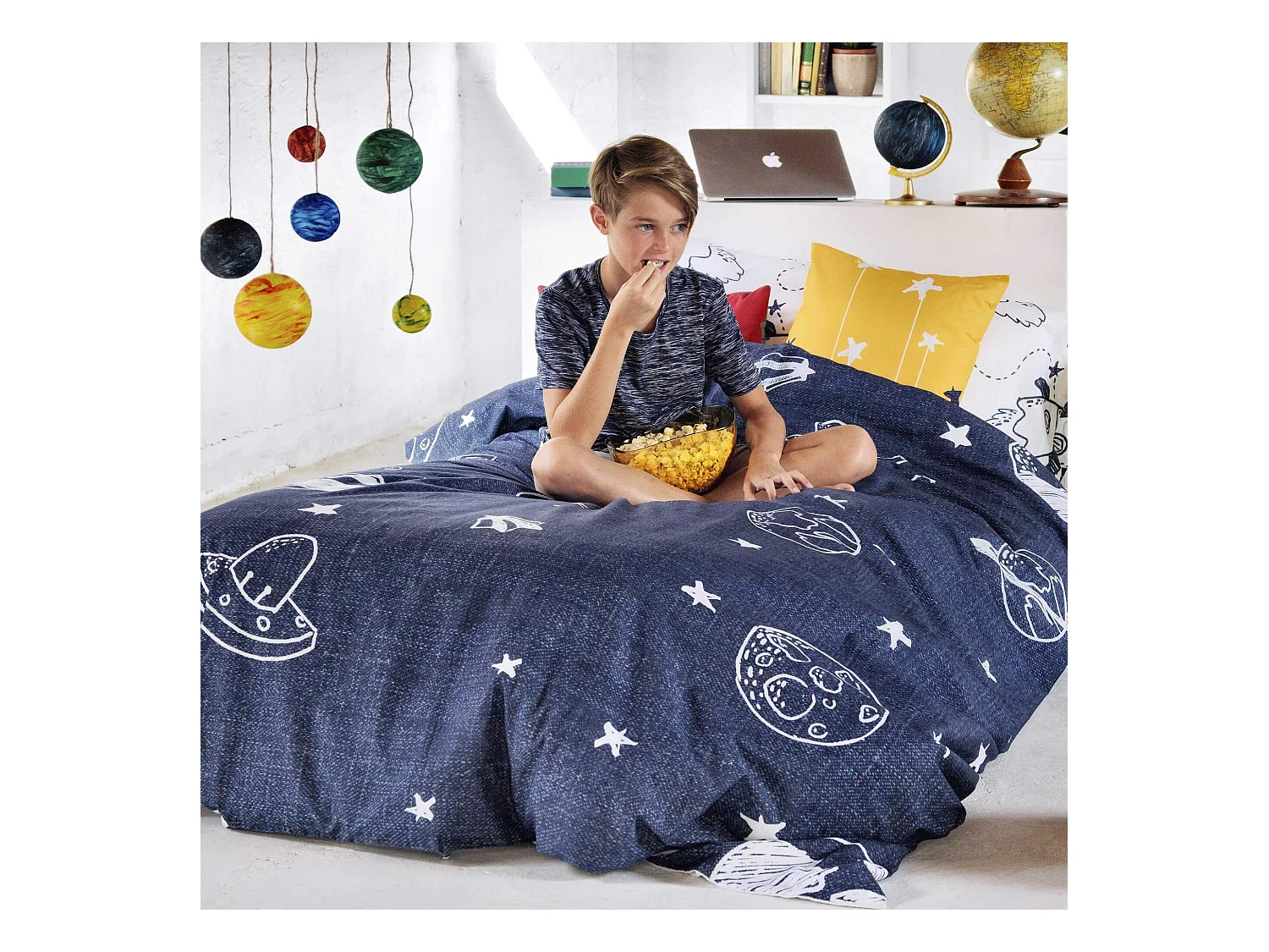 Bettbezug set 2 teiliges 155x220 cm (Bett 80/90) Starspace