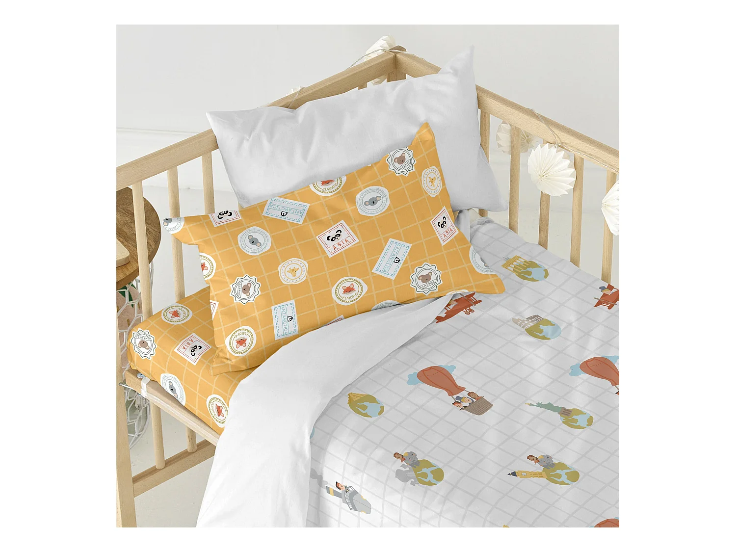 Dekbedovertrekset 2-delig 115x145 cm (Ledikant) World trip