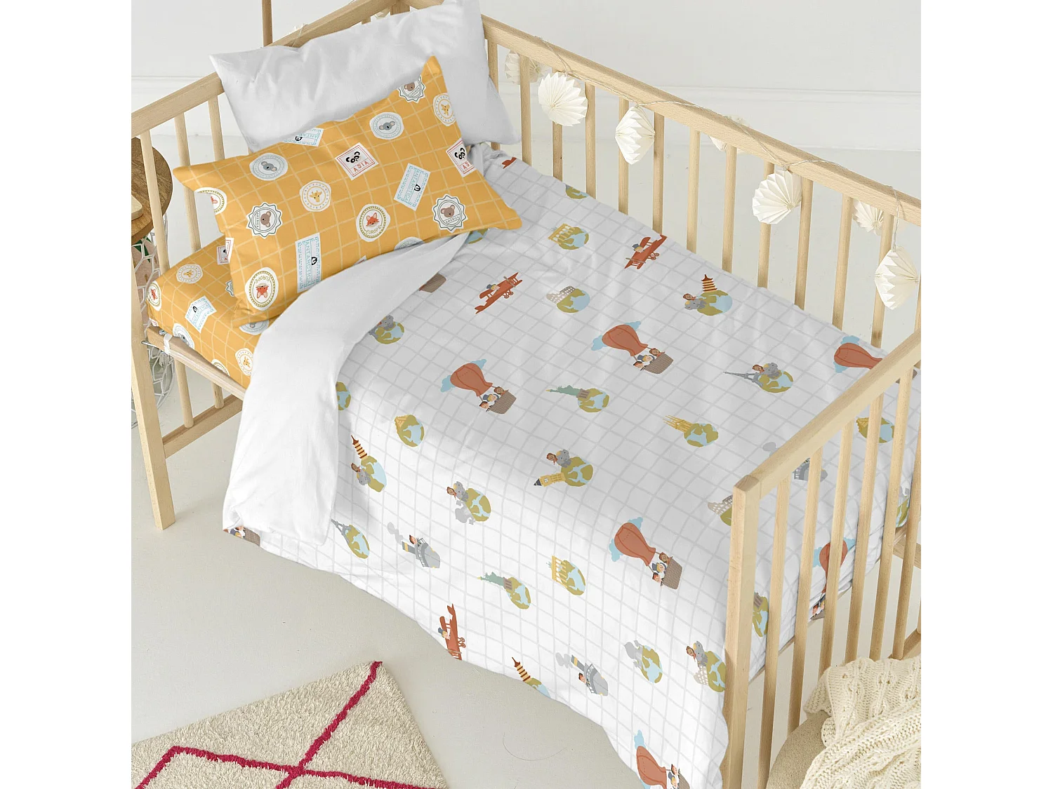 Parure housse de couette 2 pièces 115x145 cm (Lit Bébé) World trip