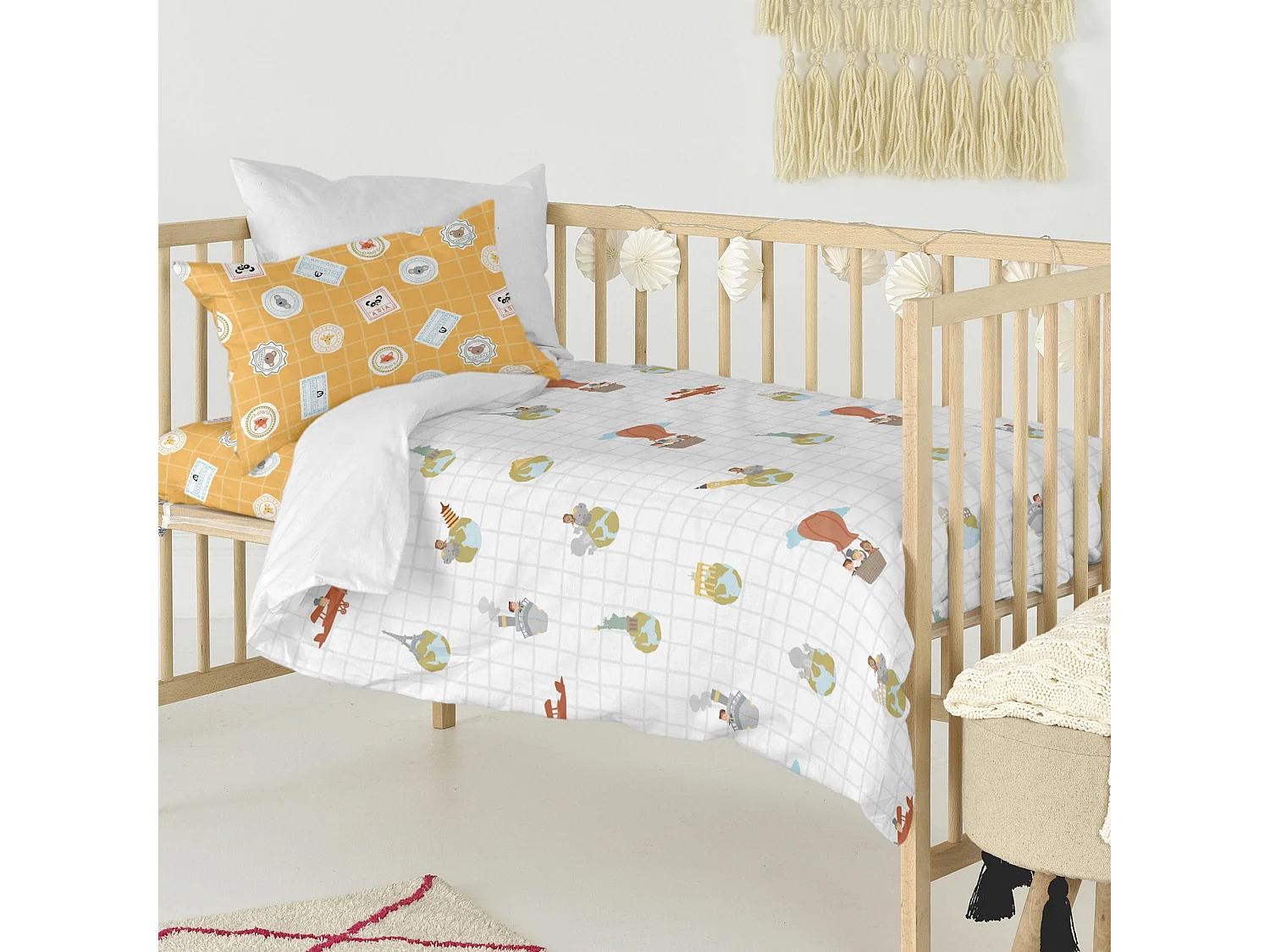 Parure housse de couette 2 pièces 115x145 cm (Lit Bébé) World trip