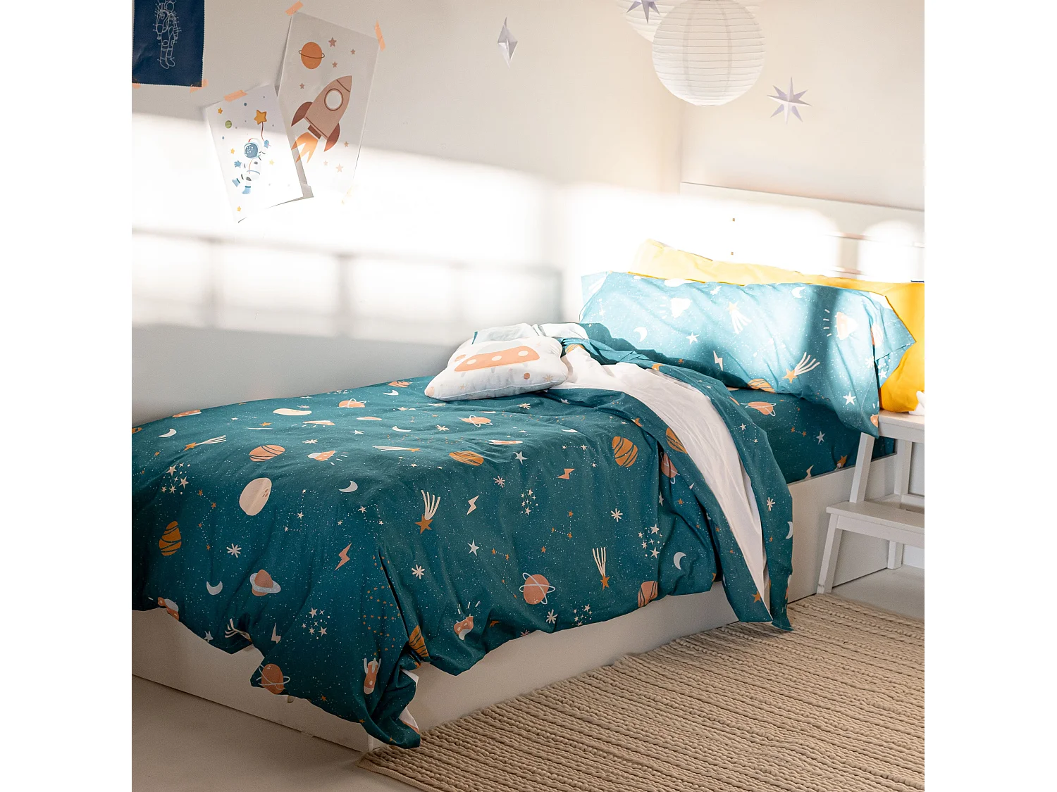 Parure housse de couette 2 pièces 155x220 cm (Lit 80/90) Mini universe