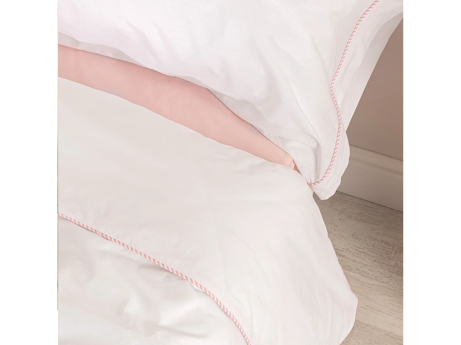 Parure housse de couette 2 pièces 140x200 cm (Lit 80) Essential