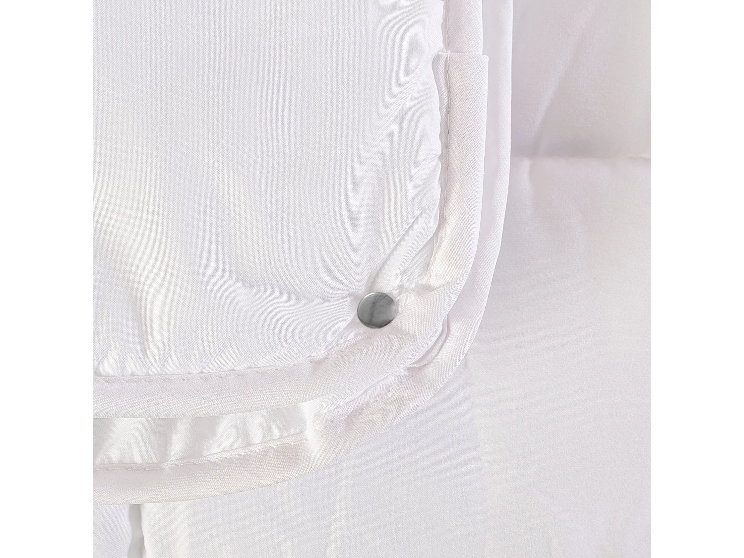 Couette toutes saisons 120 + 250 gr 220x220 cm (Lit 135/140) Basic