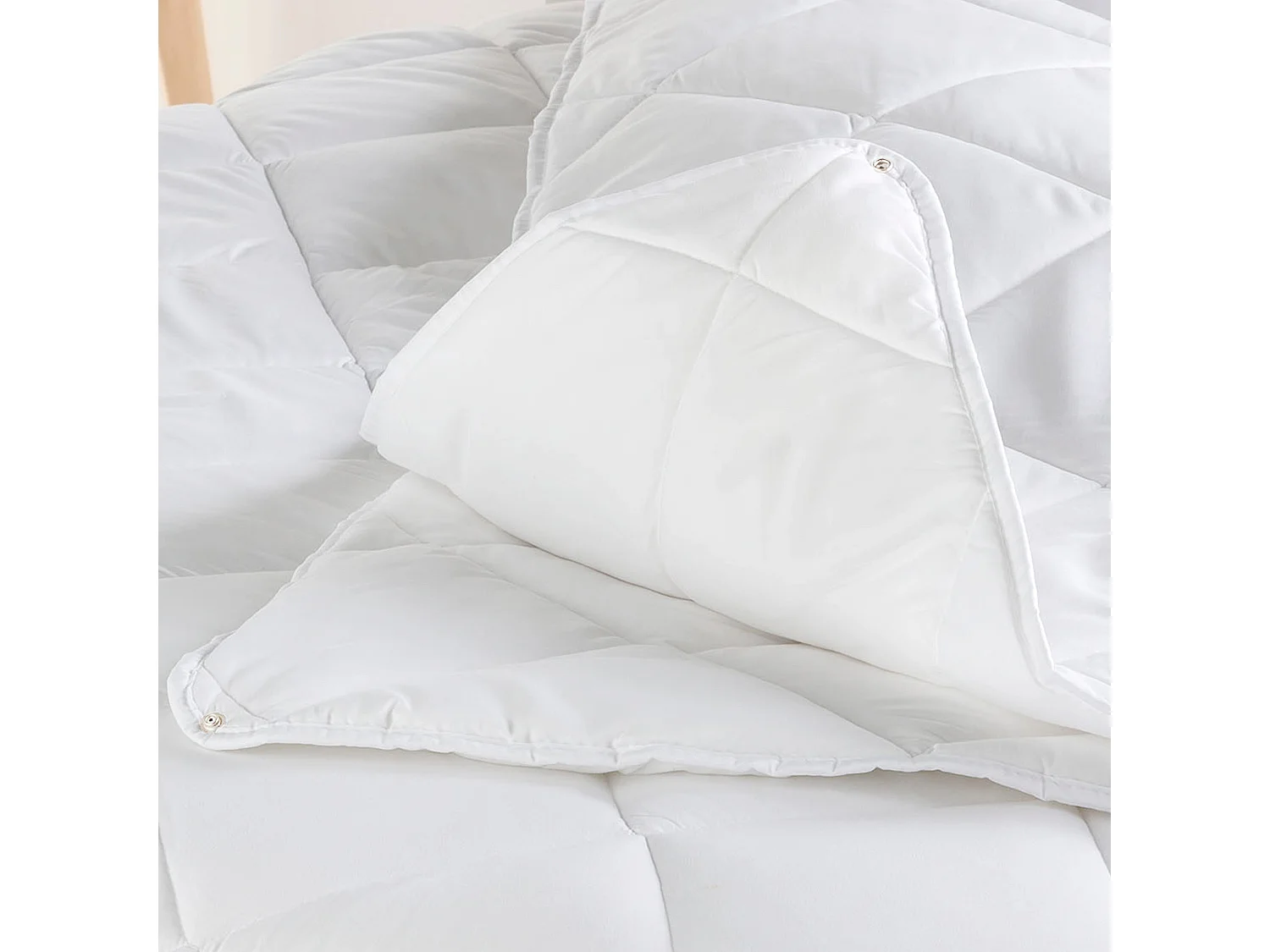 Vulling voor vierseizoenen dekbed 120 + 250 gr 105x200 cm (Bed 105) Basic