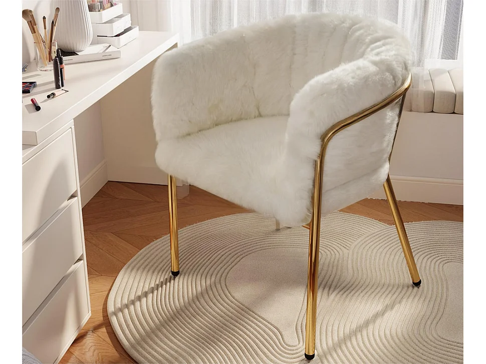 1 Poltrona para sala de jantar, sala de estar ou quarto - em imitação de penas de coelho - com 4 pés em metal dourado - Bege