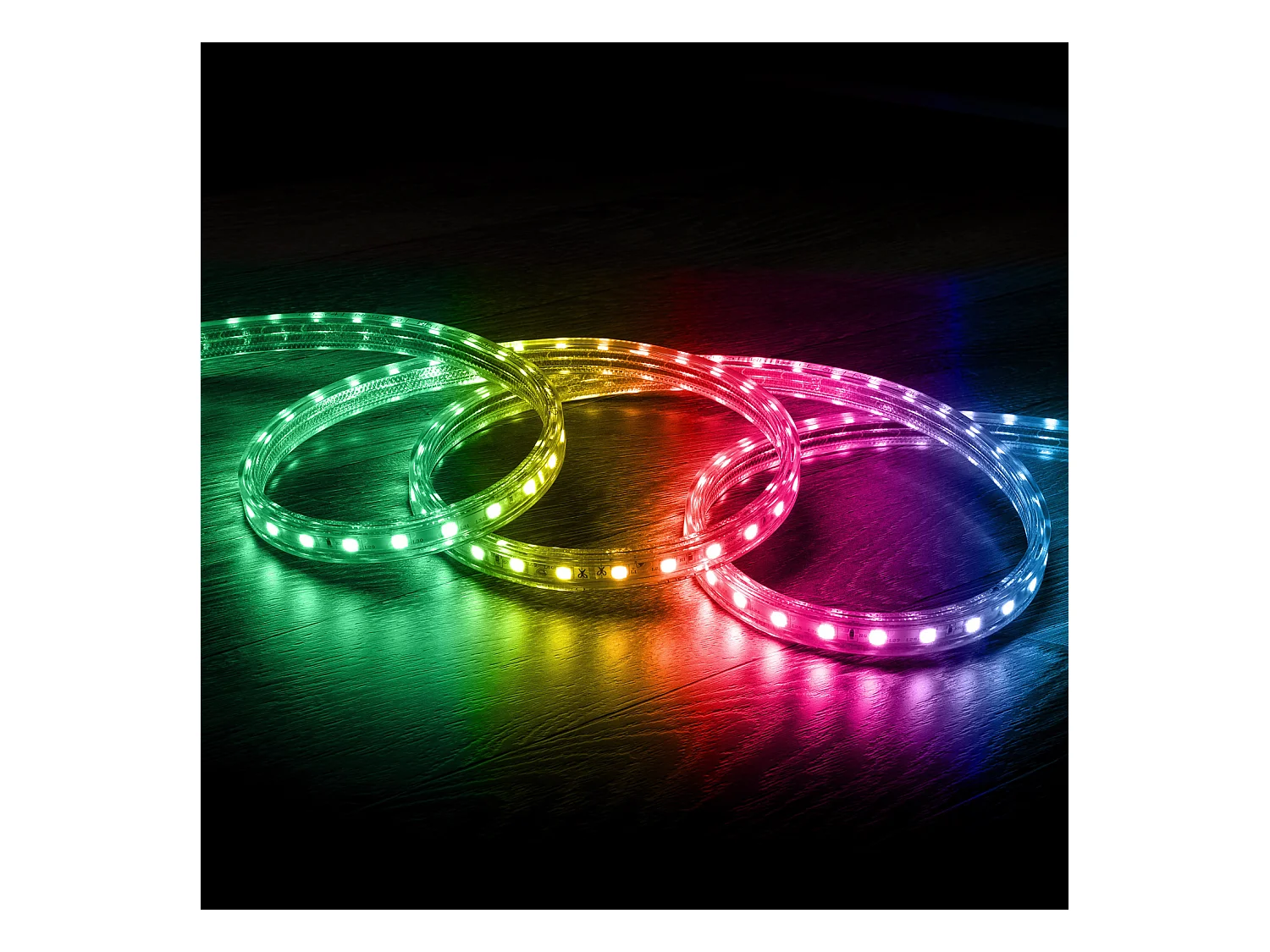 Ruban LED RGB 220V SMD 60 LED/m 10W/m Largeur 16mm Coupe 100cm IP65 avec Télécommande IR Sur mesure 1 m