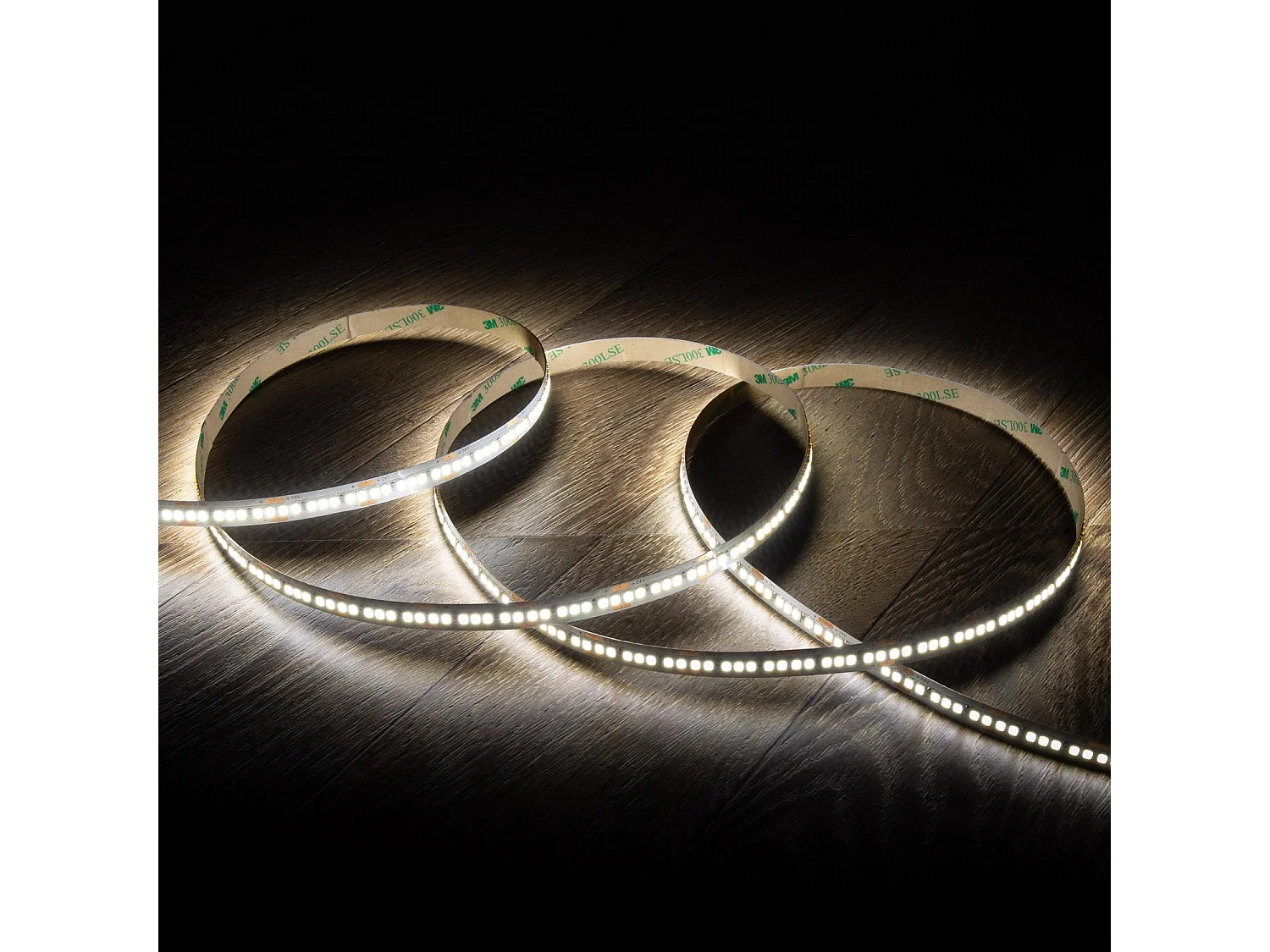 Bobina 5m Striscia LED 24V SMD 238 LED/m 29W/m 4000lm/m High Lumen Larga 10mm IP20 Taglio 3cm 6000K Bianco Freddo