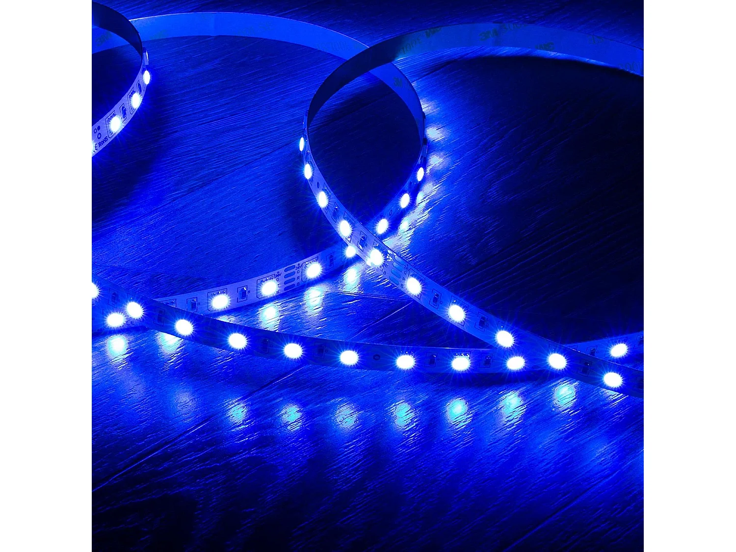 Ruban LED 24V RGB SMD 60 LED/m 5m 10W/m Largeur 10mm Coupe 10cm IP20 RGB