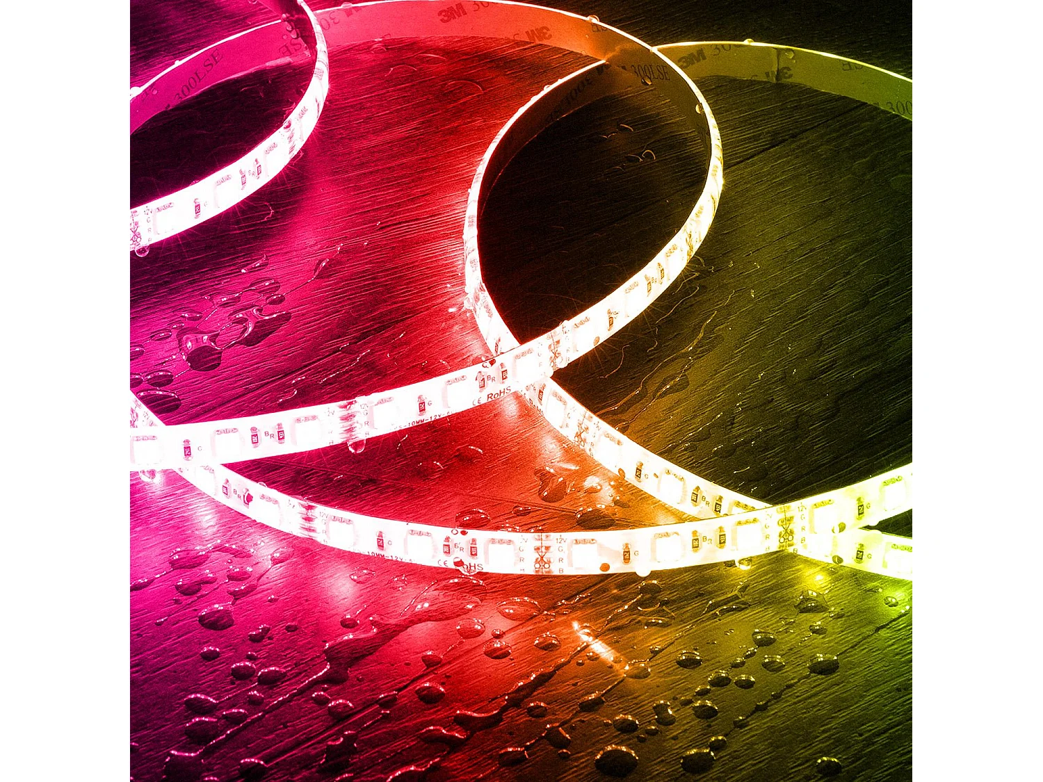 Ruban LED 12V RGB SMD 60 LED/m 5m 9W/m Largeur 10mm Coupe 5cm IP65 RGB