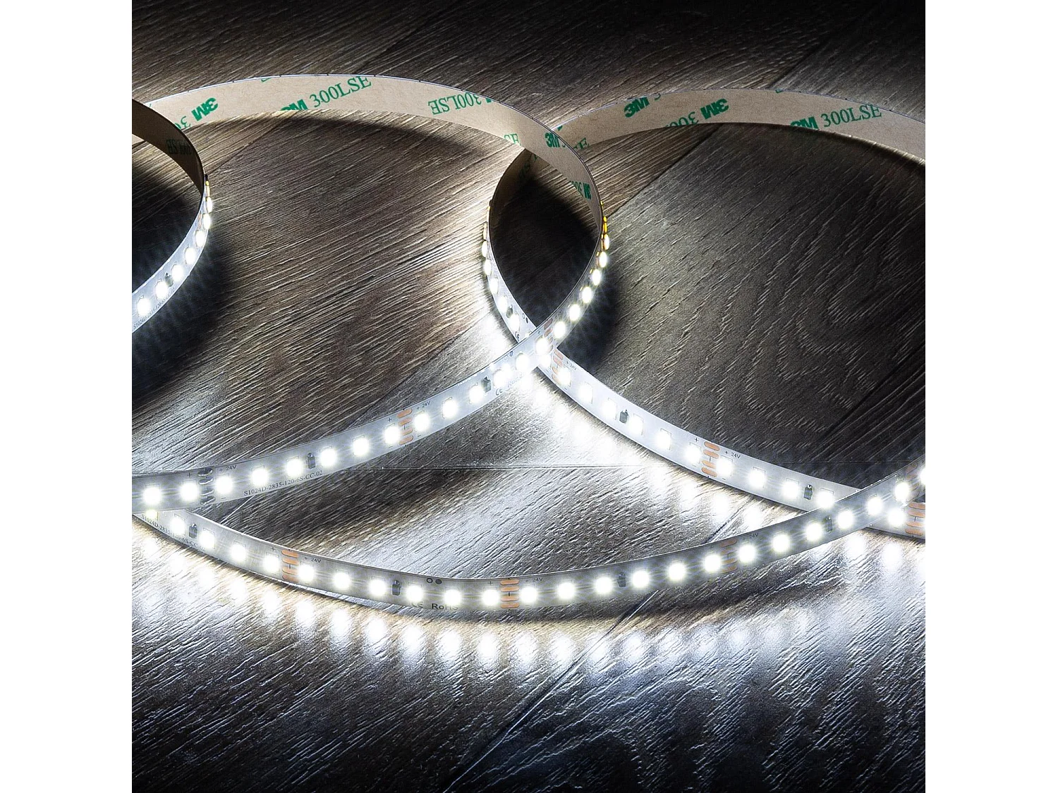 Ruban LED 24V SMD 120 LED/m BOBINE 20m Longue Distance 10W/m 1250lm/m Largeur 10mm Coupe 5cm IP20 5000K Blanc froid