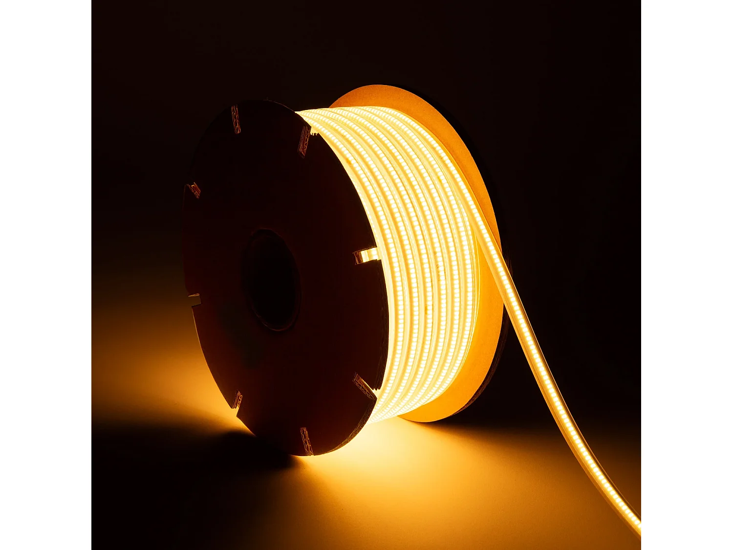 Tira LED Regulable 220V COB Autorrectificada 320 LED/m BOBINA 50m 8W/m 720 lm/m Ancho 12mm Corte 50cm IP65 CRI90 2200K Súper Cálido