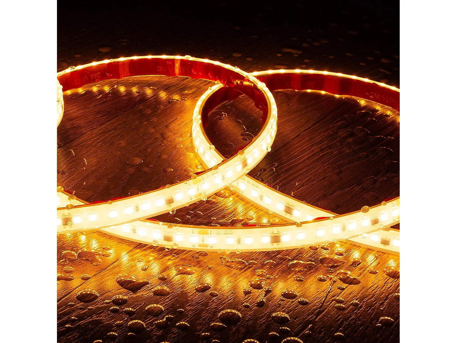 Striscia LED Regolabile 220V SMD Autorettificata 120LED/m 14W/m 1680lm/m SILICONE FLEX Larga 12mm IP67 Taglio 10cm 2200K Super Caldo 1 m