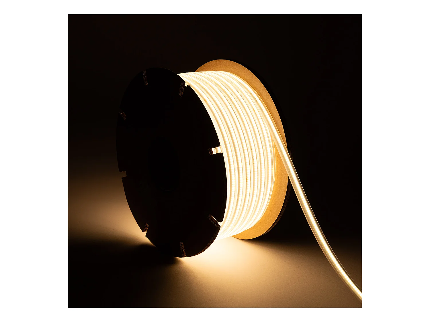 Ruban LED Dimmable 220V COB 320 LED/m BOBINE 50m 8W/m 720lm/m Largeur 12mm Coupe 50cm IP65 CRI90 2700K Blanc chaud