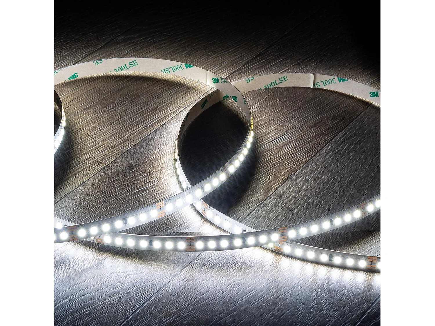 Bobina 30m Striscia LED 48V SMD 140 LED/m Lunga Distanza 10W/m 1000lm/m Larga 10mm IP20 Taglio 5cm 6000K Bianco Freddo