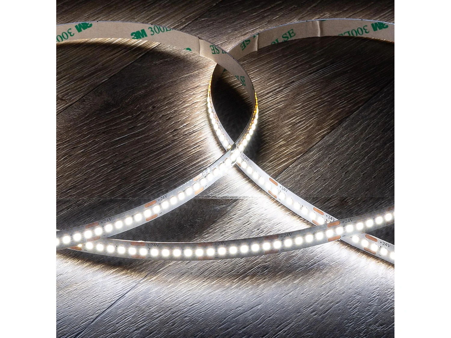 Ruban LED 24V SMD 252 LED/m 5m 12W/m 1200lm/m Largeur 8mm FreeCut IP20 CRI90 6500K Blanc froid