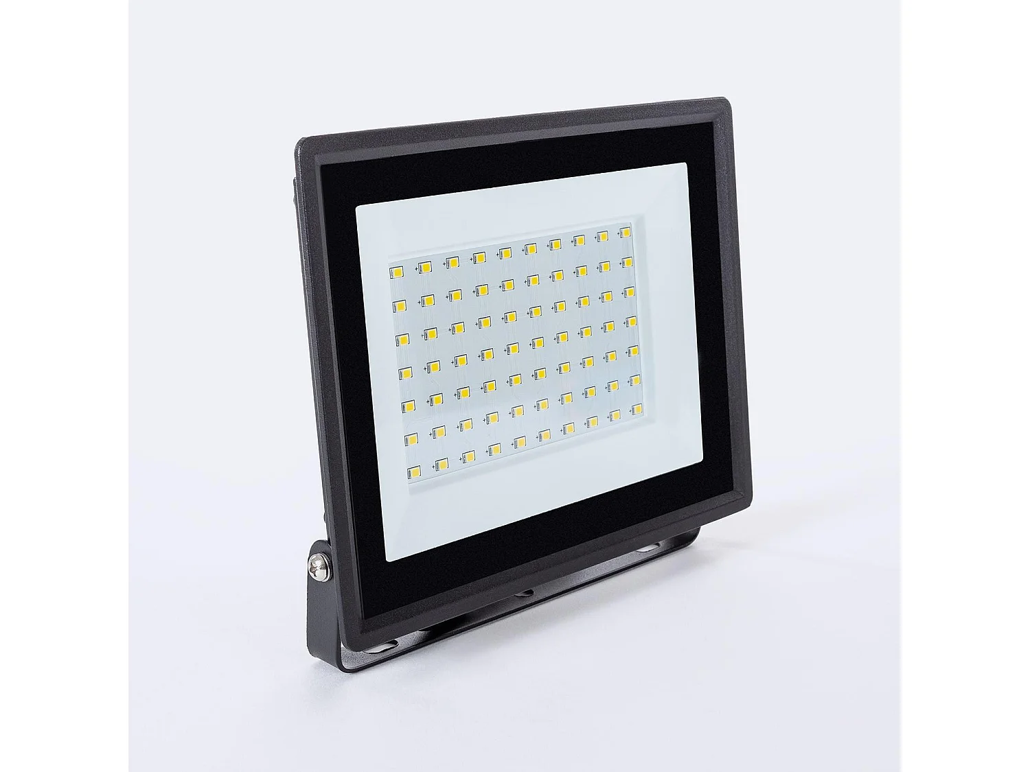 Projecteur LED 50W 120lm/W IP65 S2 2700K Blanc chaud