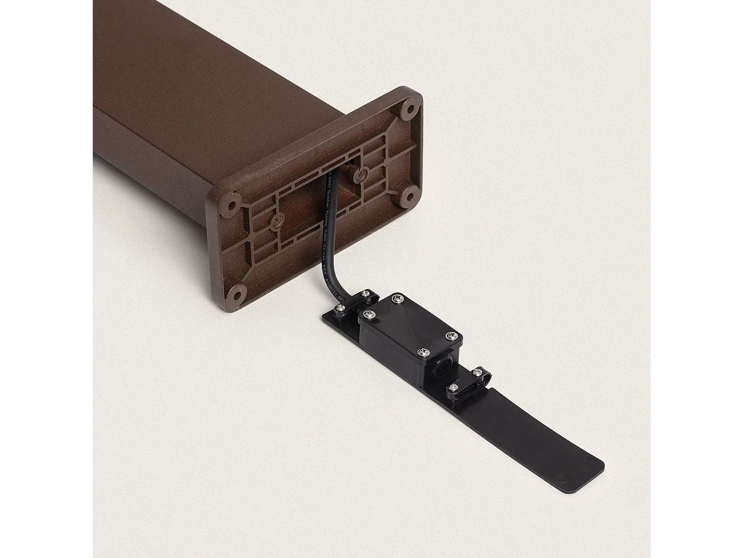 Balise LED Extérieure 10W Aluminium en Saillie sur Pied 80cm Iridix Rouille