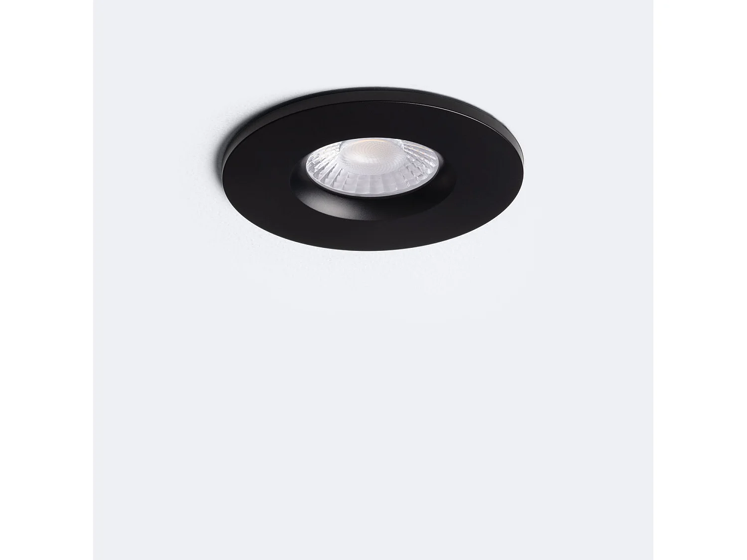 Foco Downlight LED 5-8W Ignífugo Circular Regulable IP65 Corte Ø 65 mm Design Negro Seleccionable (Neutro-Frío)