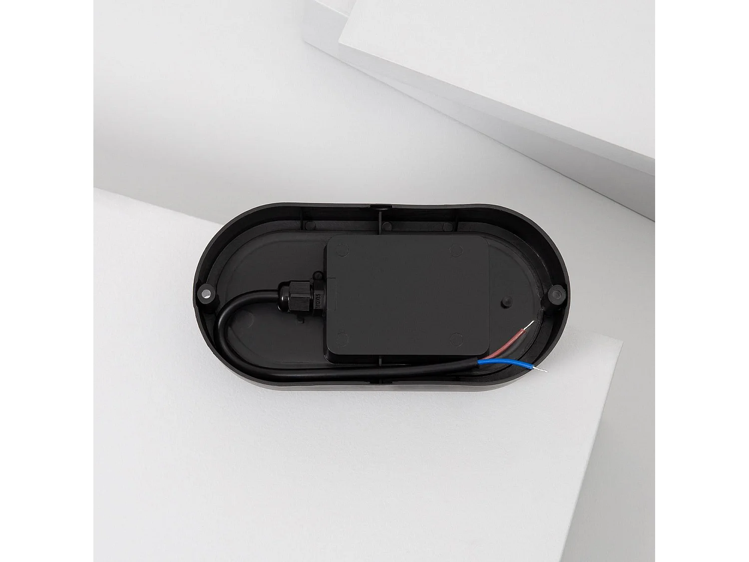 Plafonnier LED Extérieur Ovale 15W  Black IP65 85x173 mm  3000K Blanc chaud