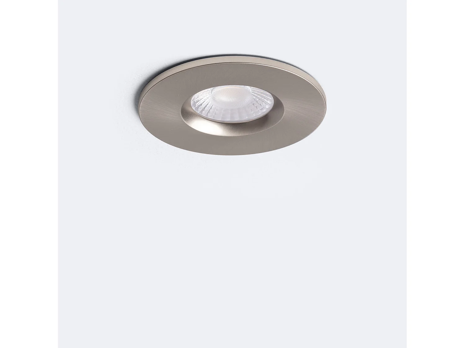 Spot Downlight Ignifuge LED 5-8W Rond Dimmable IP65 Coupe Ø 65 mm Solid Design Argent Sélectionnable (chaud-neutre)