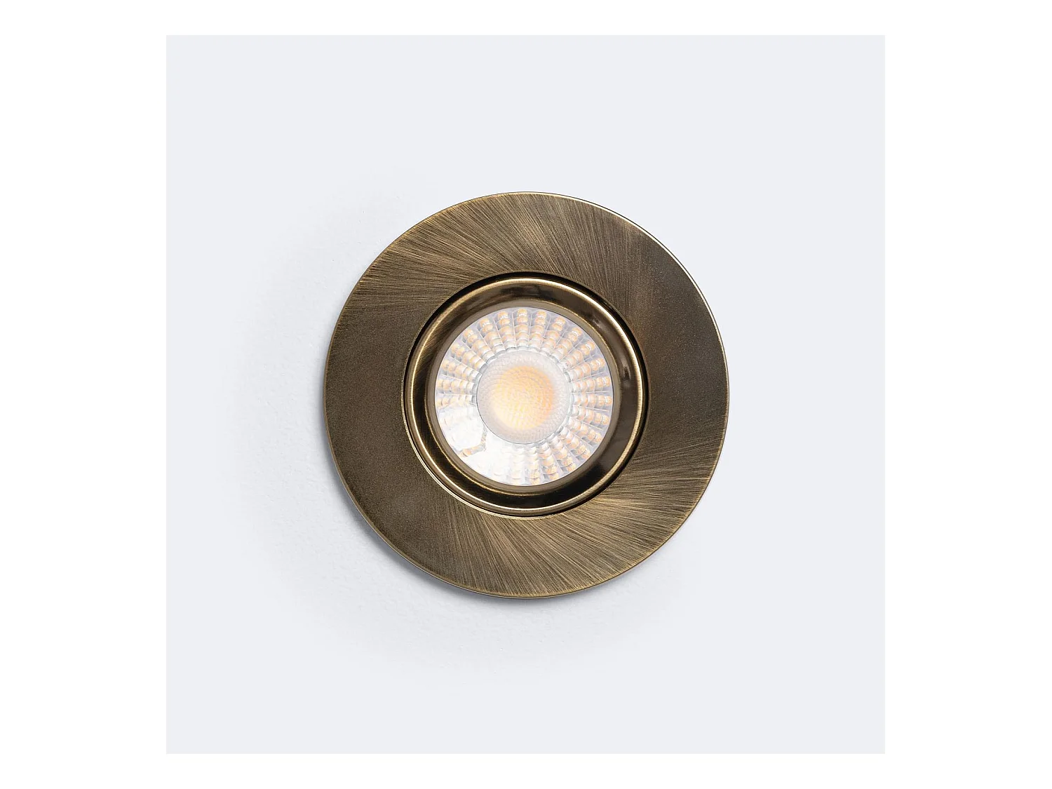 Spot Downlight Ignifuge LED 5-8W Rond Dimmable IP65 Coupe Ø 65 mm Design Ajustable Doré Sélectionnable (Neutre-Froid)