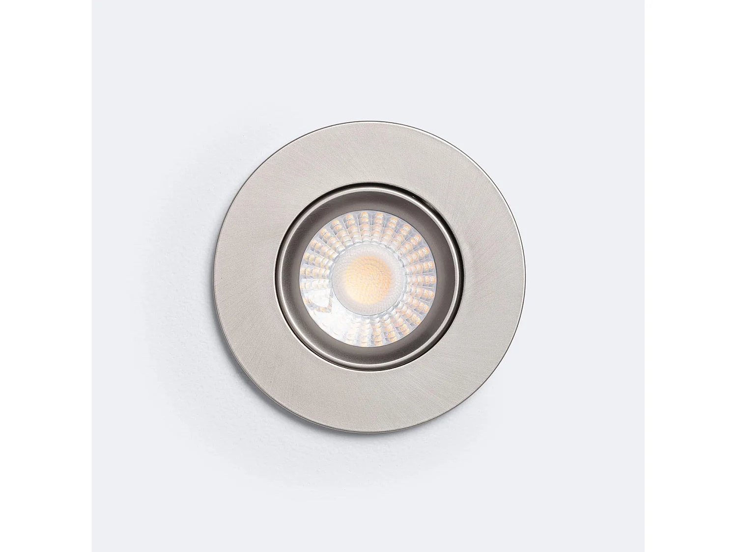 Foco Downlight LED 5-8W Ignífugo Circular Regulable IP65 Corte Ø 65 mm Design Ajustable Cromado Seleccionable (Neutro-Frío)