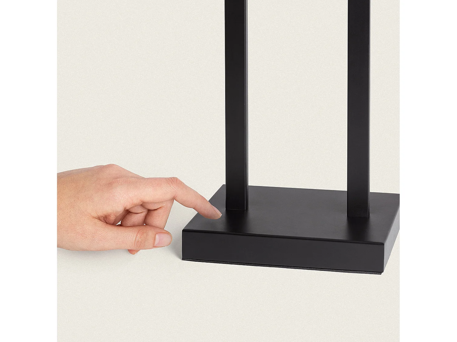 Lampe à Poser Métal et Tissu Armida Noir